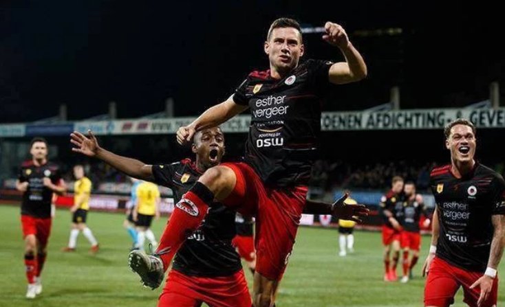 位列第6 位列第6