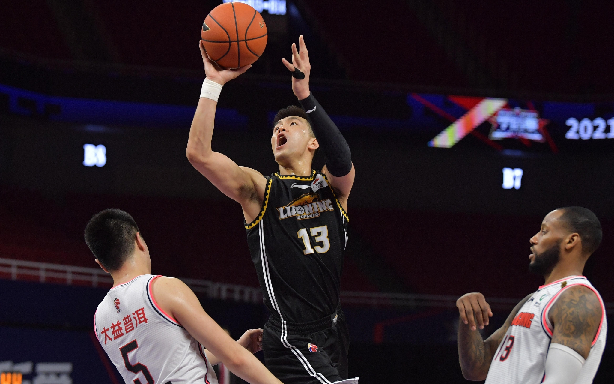 积极的前插 积极的前插