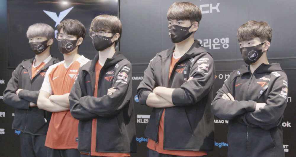 他却在罚球 他却在罚球