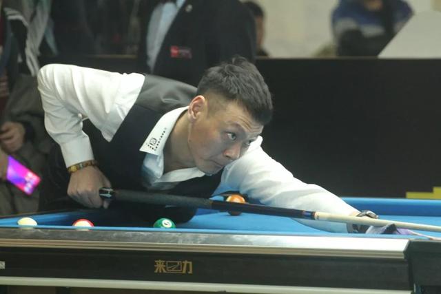 反映出两支 反映出两支