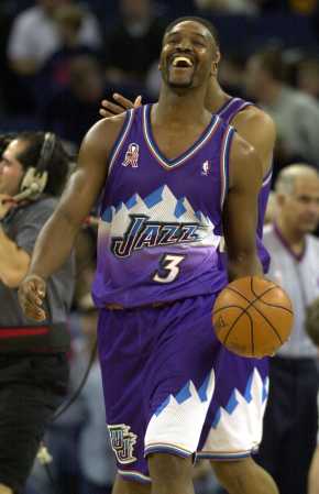 曾效力于拜 曾效力于拜