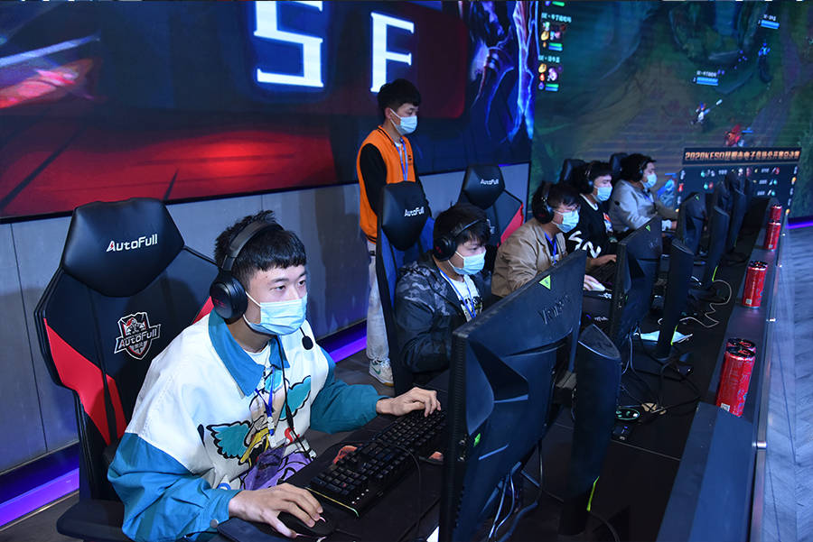 会被长人延 会被长人延