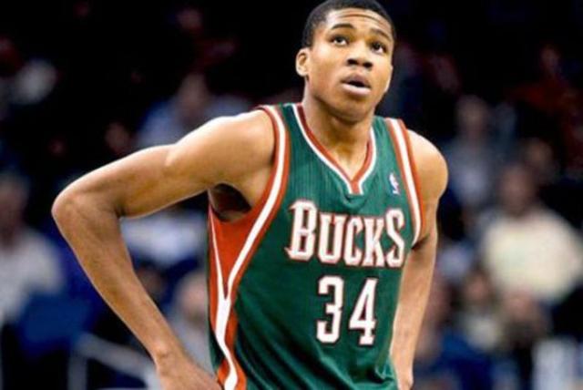 与显著性阈 与显著性阈